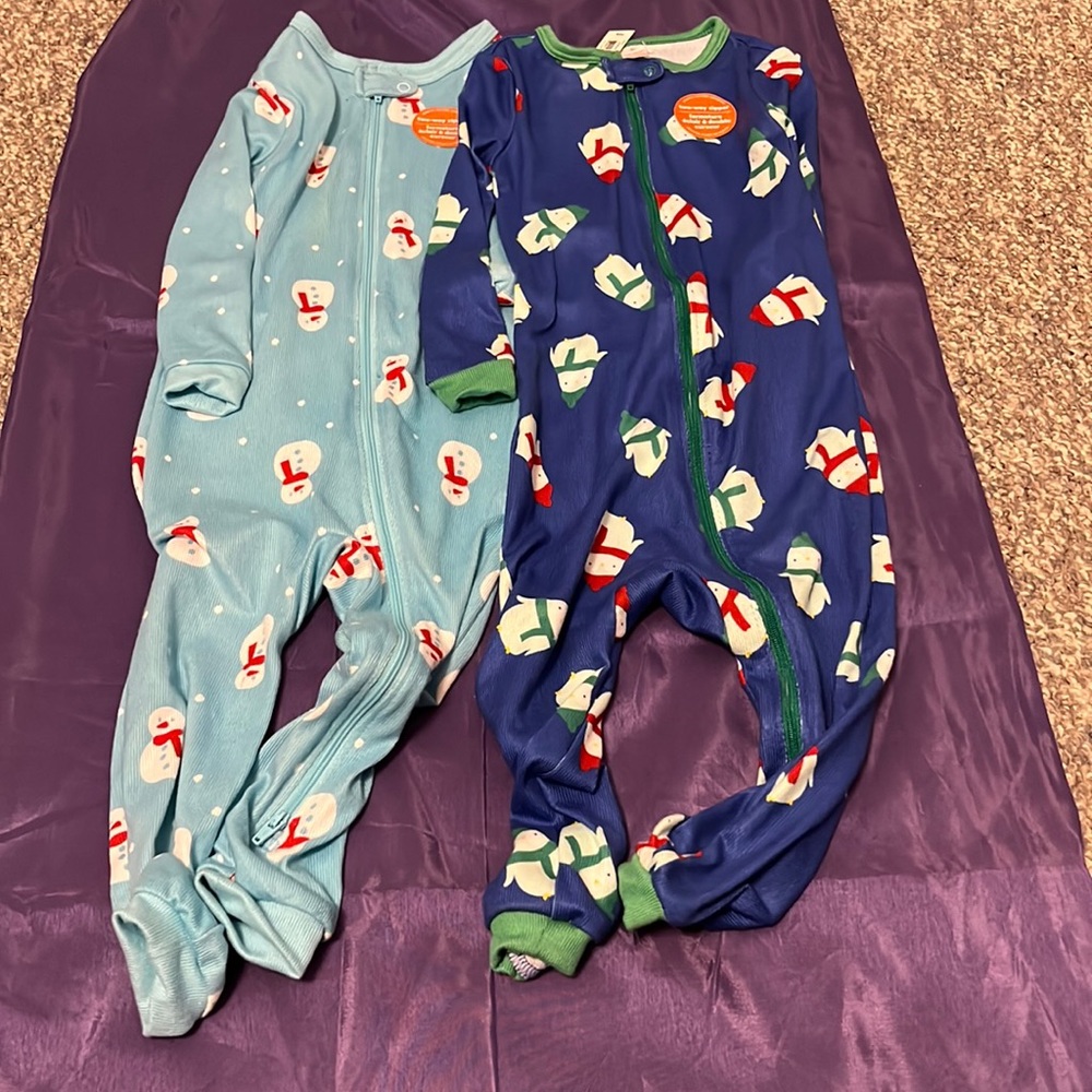 Joe Fresh pjs size 18-24mths